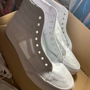 Size 7 women’s all white high top vans
